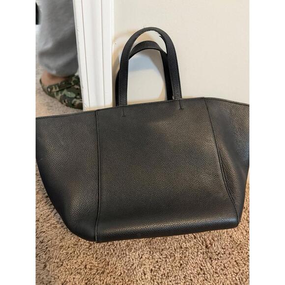 Tory Burch Leather Black McGraw Shoulder Tote Bag Authentic Stylish Compact - Picture 3 of 3